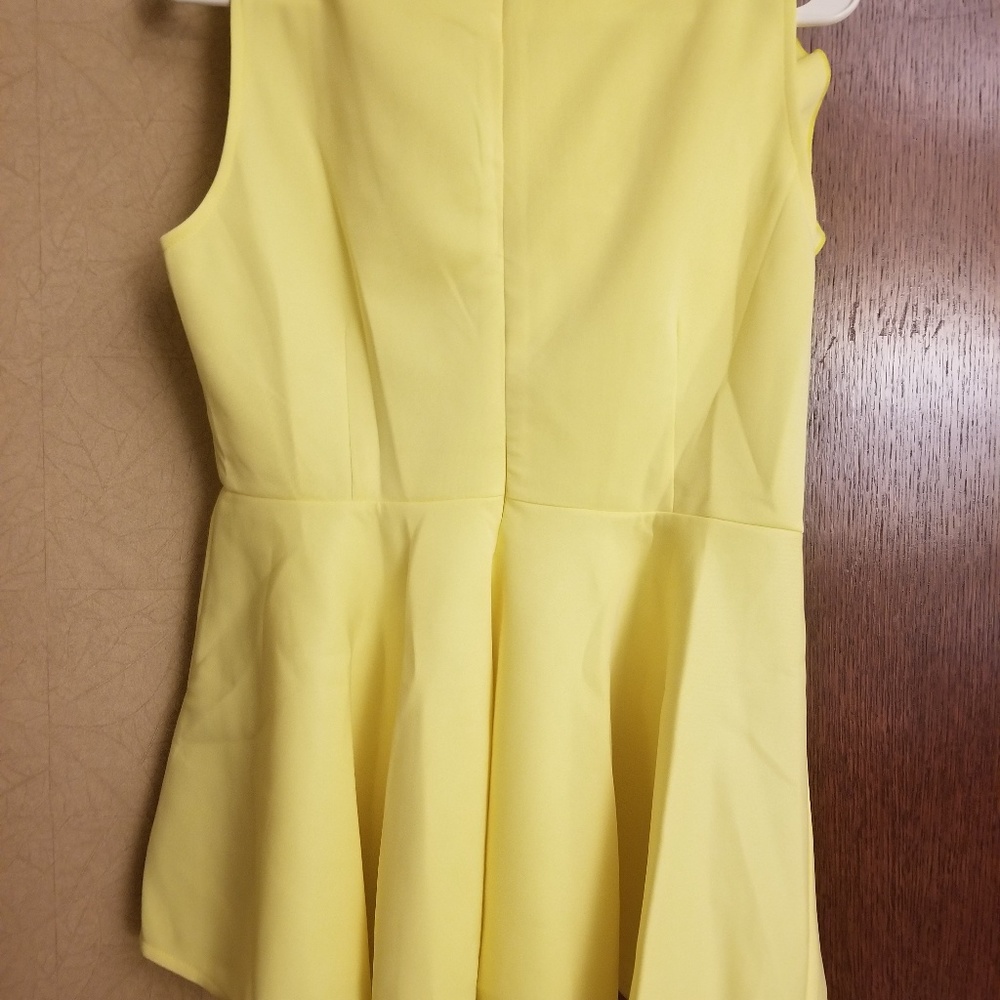 Yellow blouse - Picture 6 of 6